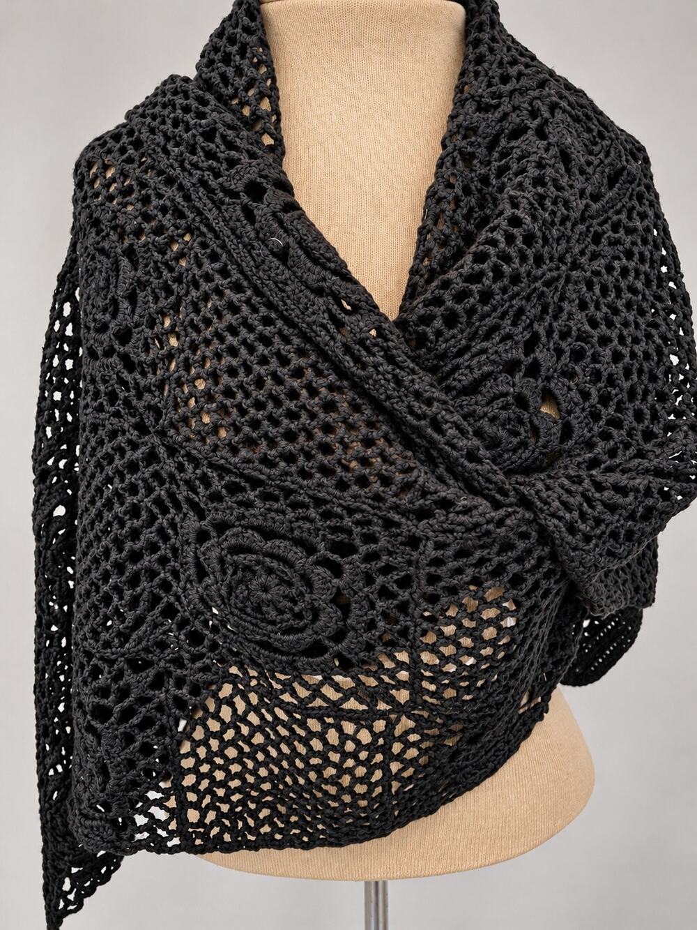 vintage Black crochet openwork shawl wrap scarf romantic goth witchy grandma